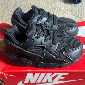 Nike Kids Huarache Black Sneakers